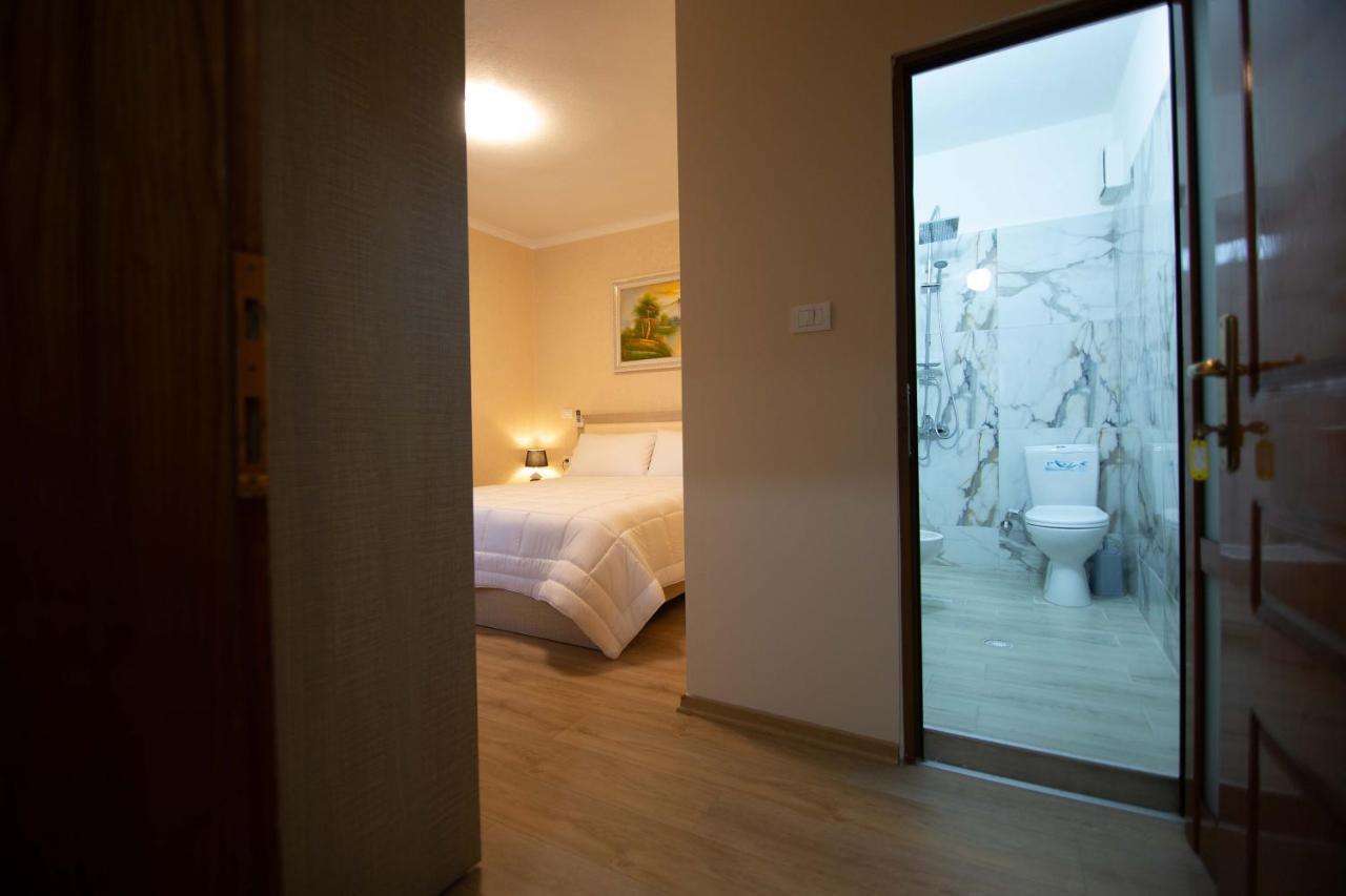 Hotel Vila Lika Korce Exteriér fotografie