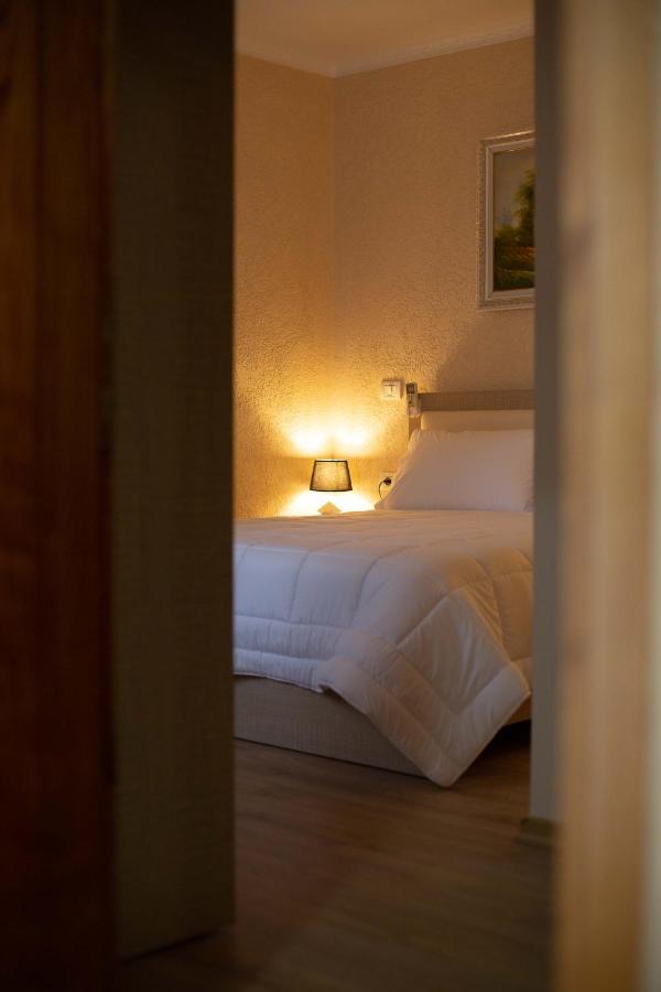 Hotel Vila Lika Korce Exteriér fotografie