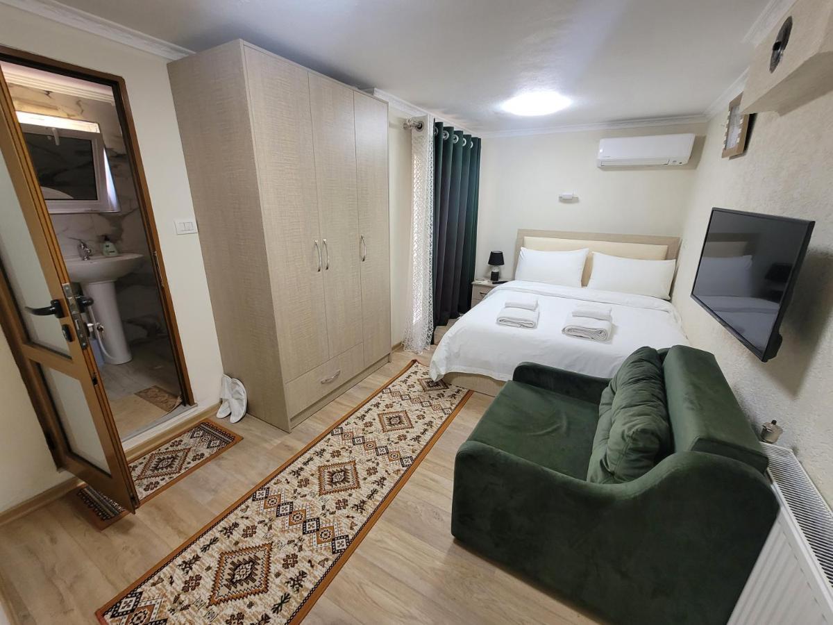 Hotel Vila Lika Korce Exteriér fotografie