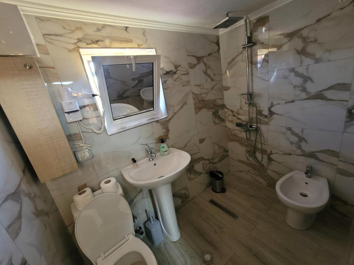 Hotel Vila Lika Korce Exteriér fotografie